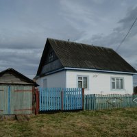 Жилой дом на окраине д. Шарапово у реки Западная Двина